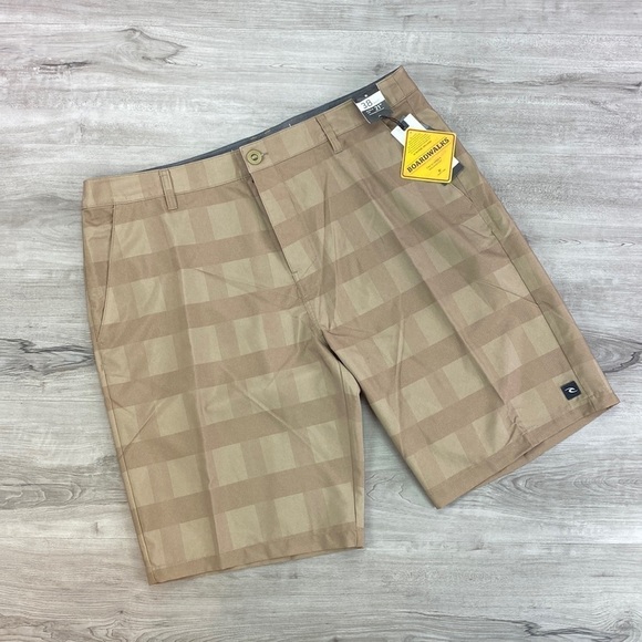 RIP CURL - DECLASSIFIED HYBIRD SHORTS - Picture 1 of 10